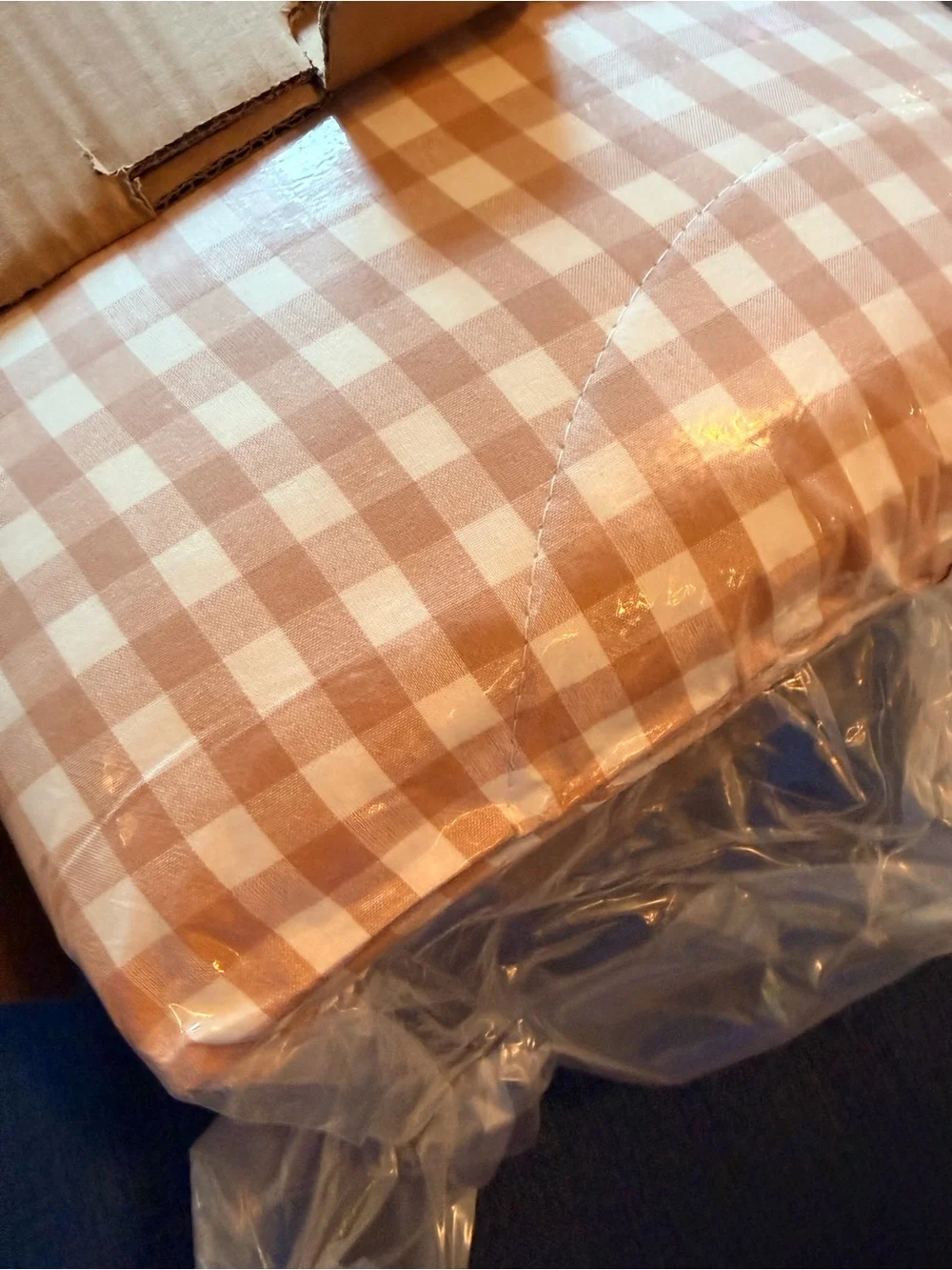 NWT 🤎 Tan Gingham Comforter Set with Ruffled Detail - 3 Piece